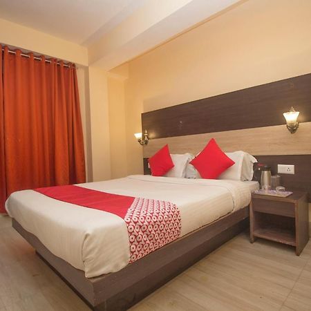 Oyo 25087 Hotel Horizon Pelling Bagian luar foto