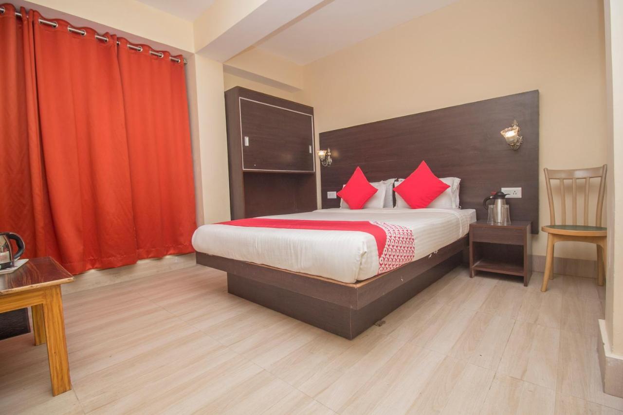 Oyo 25087 Hotel Horizon Pelling Bagian luar foto