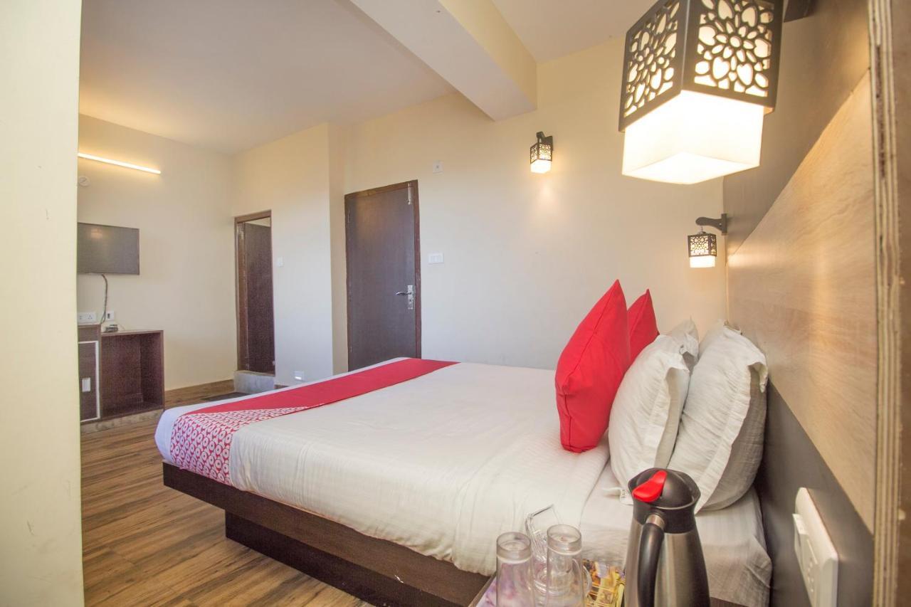 Oyo 25087 Hotel Horizon Pelling Bagian luar foto